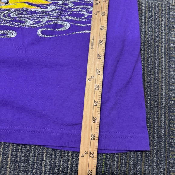 Disney Store Mickey Minnie Mouse Tropical Palm Tree Graphic TShirt Purple Womens - Picture 7 of 10